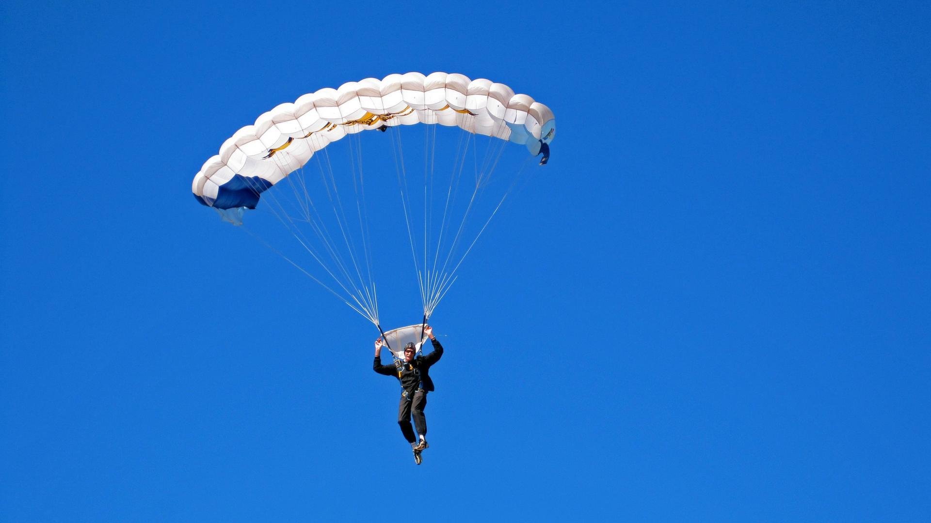 《CS_GO》创新玩法“燃烧弹”上线,引发热议